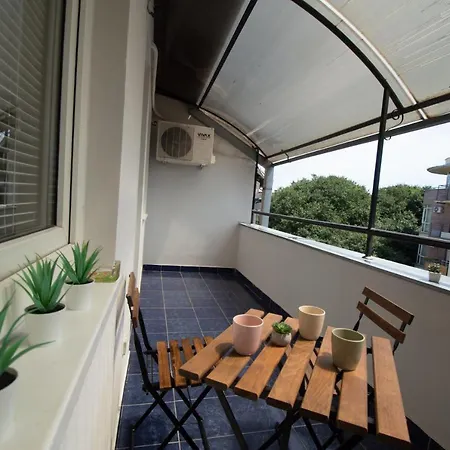 1-bedroom *